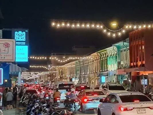 Phuket Old Town Altstadt Nacht bunte Gebäude sino-portugiesisch
